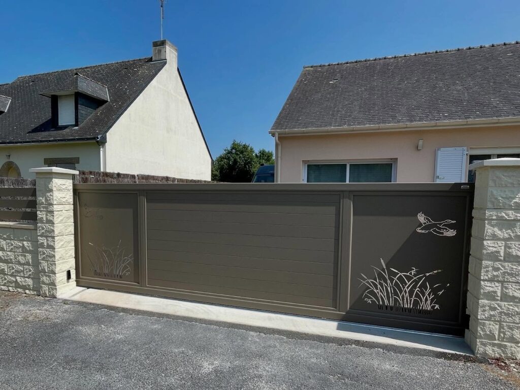 portail coulissant aluminium